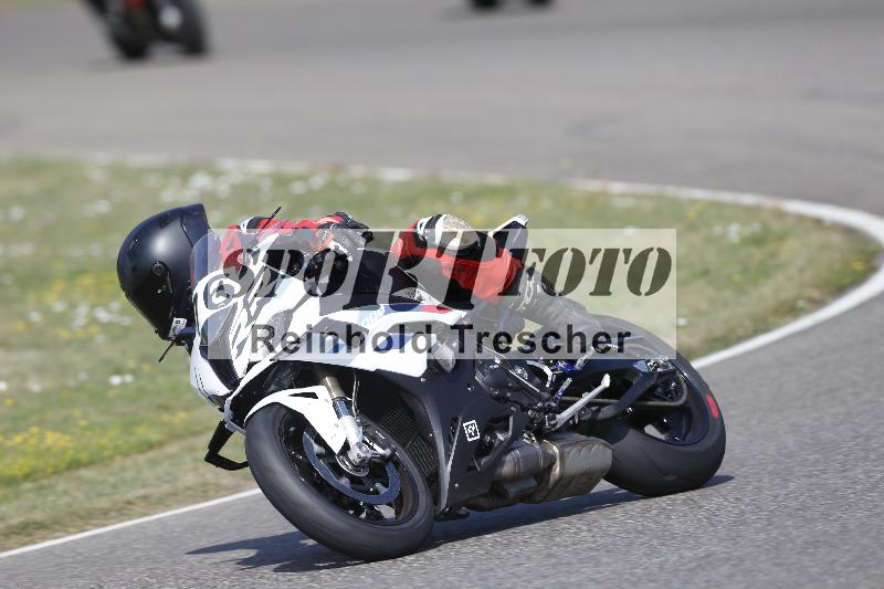 /32 03.08.2026  TIMMOT ADR/Gruppe B/76